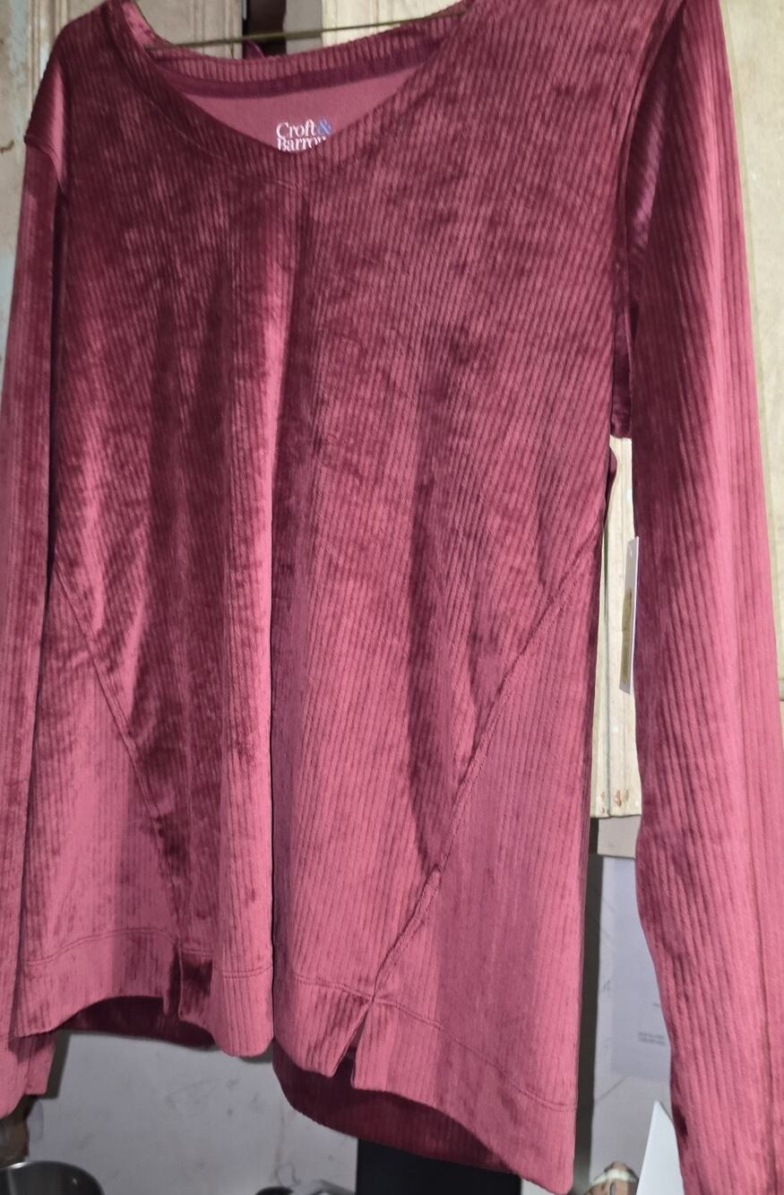 Croft & Barrow Medium Sleep Shirt NWT Red